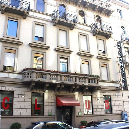 Club Hotel Milan Bagian luar foto