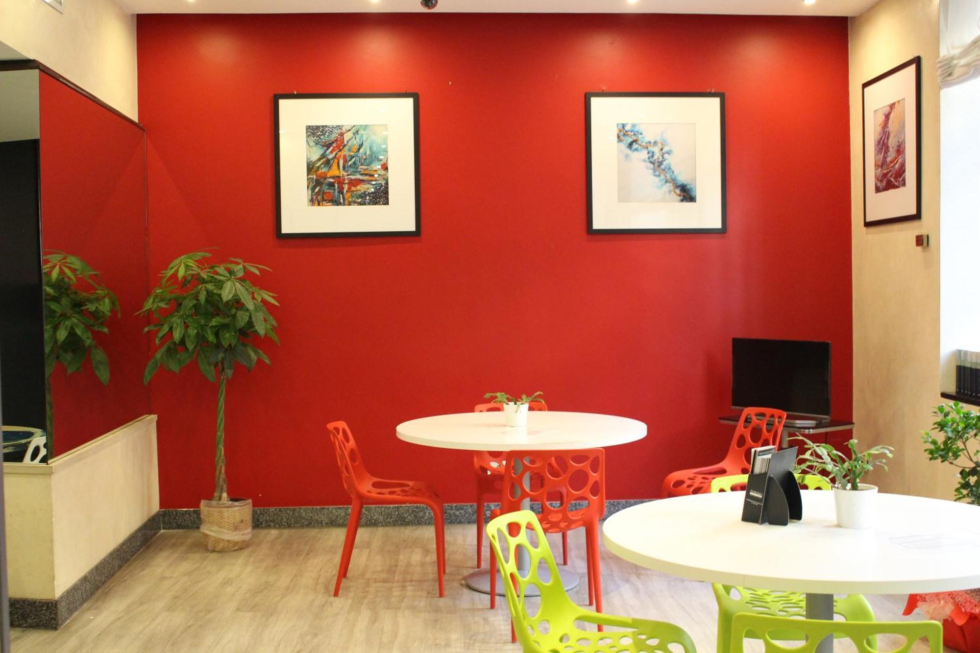 Club Hotel Milan Bagian luar foto